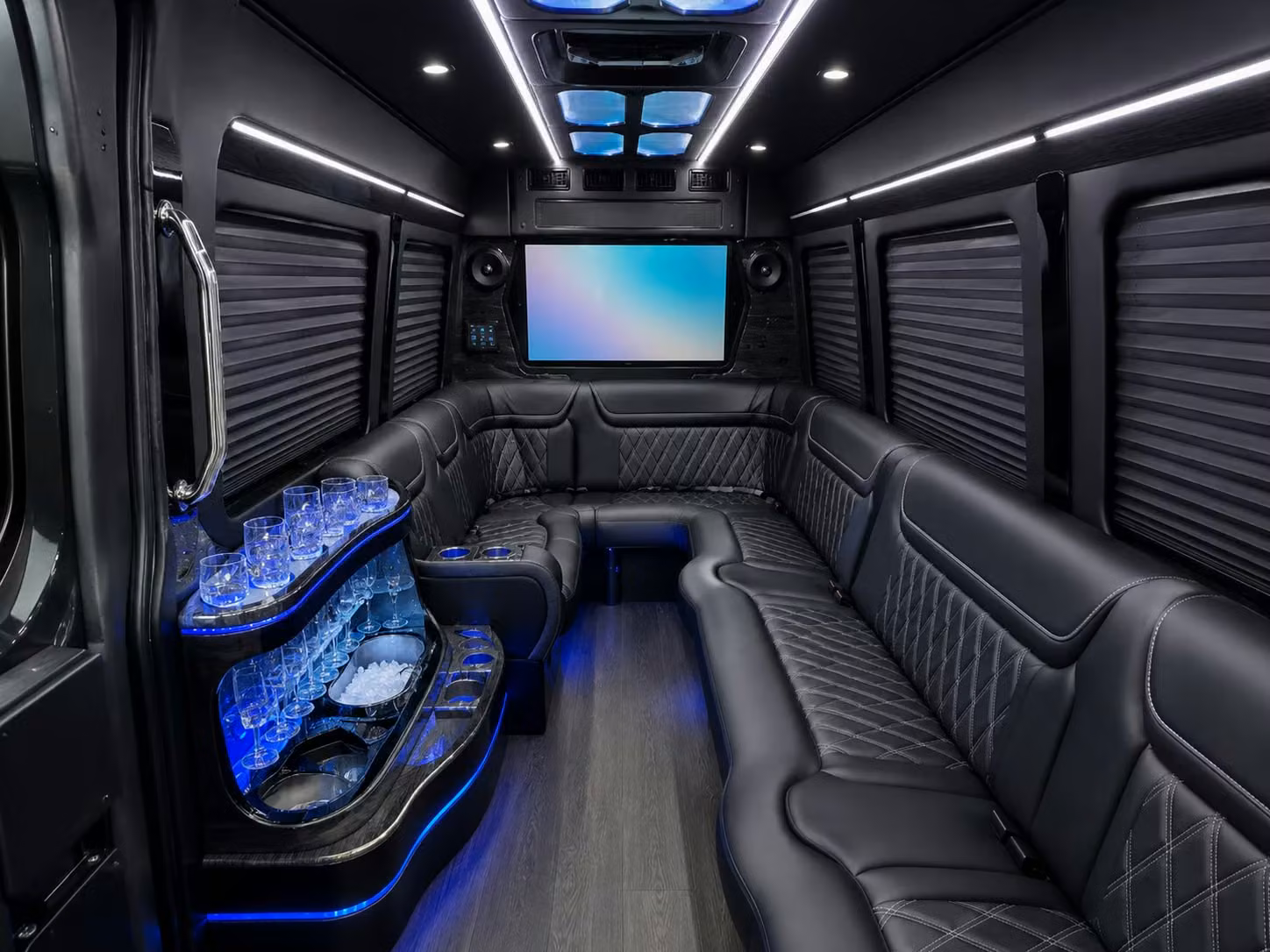booking field trip transportation to performing arts and history venues in west palm beach