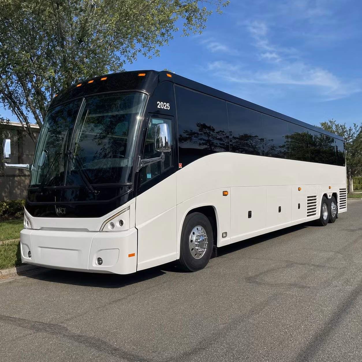 long distance wedding guest shuttles and event transportation from west palm beach
